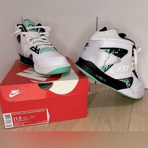 Nike Air Tech Challenge Hybrid QS ‘Green Glow’